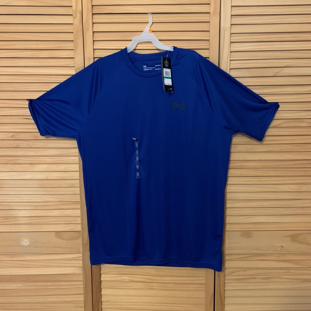 Under armour dry fit t shirt